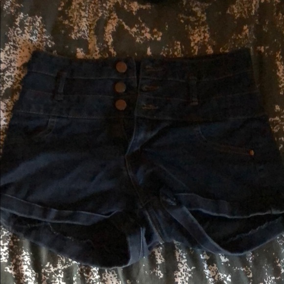 bundle of 2 charlotte russe shorts - Picture 2 of 3